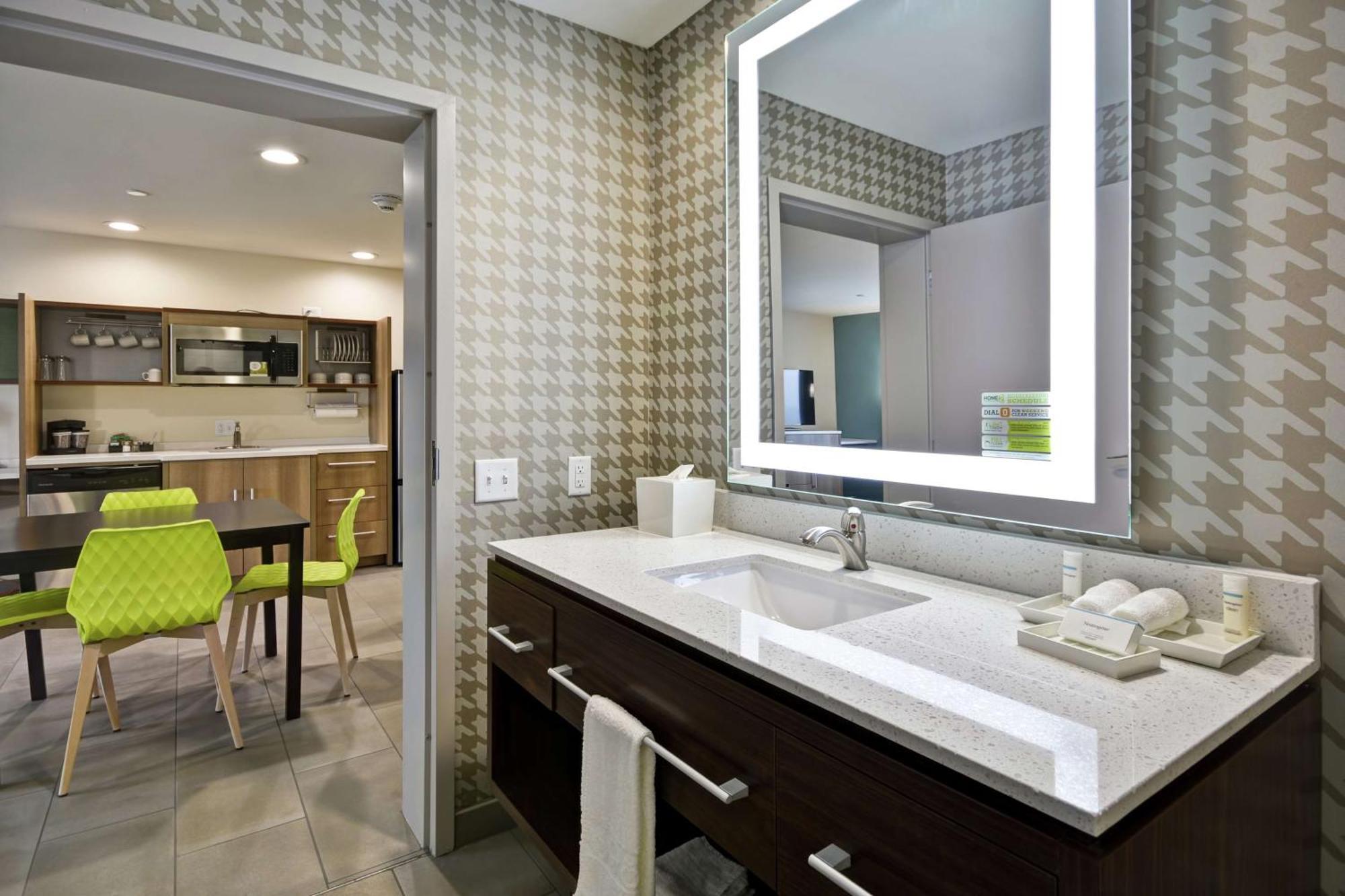 Home2 Suites By Hilton Texas City Houston Eksteriør billede
